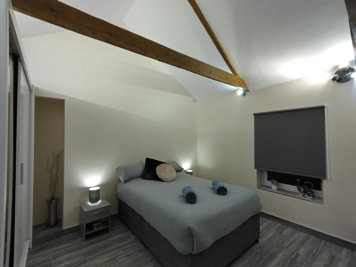 Queens Holiday Apartment Pembroke Dock Ngoại thất bức ảnh