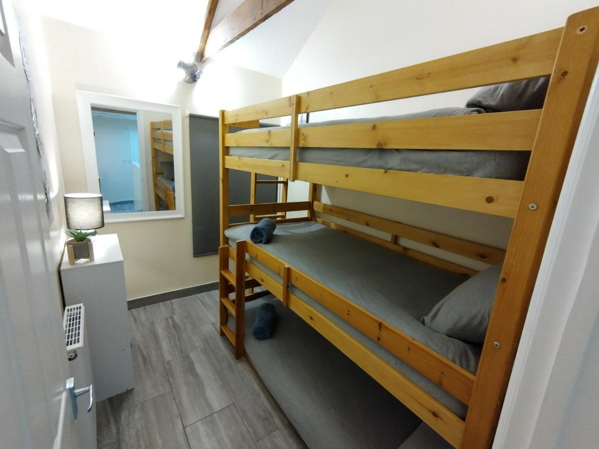 Queens Holiday Apartment Pembroke Dock Ngoại thất bức ảnh